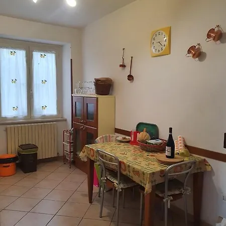 Flamignano: Un Paradiso Nel Casa de Férias Tossicia