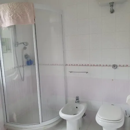 Flamignano: Un Paradiso Nel Casa de Férias Tossicia